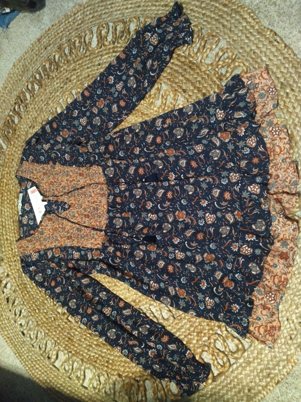Allison & Kelly Women's Size L Blue Floral V-Neck Smocked Tassel Peasant Blouse